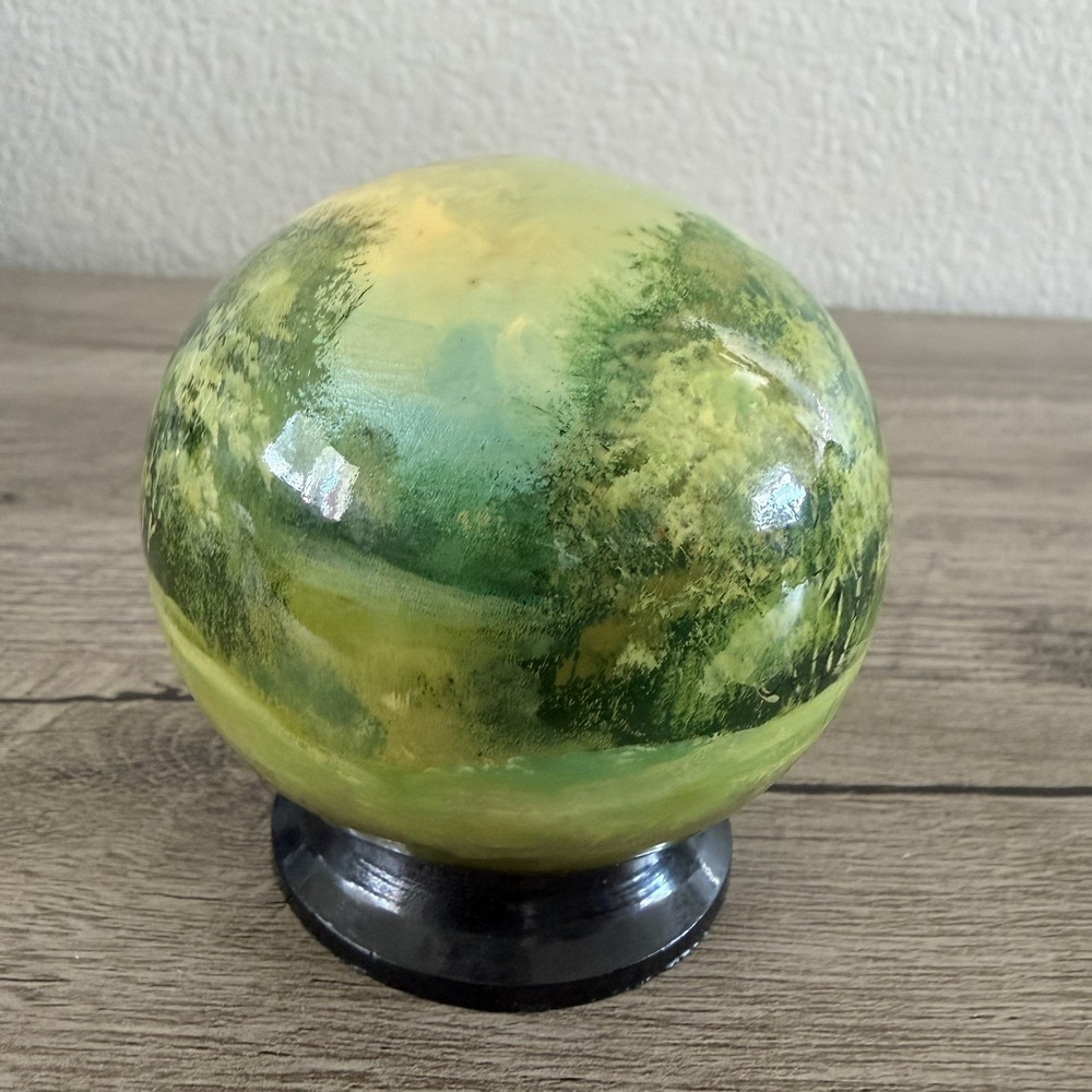 Vtg Russian Hand Painted Sphere Lacquer Wooden Trinket Cabin Forest Green Signed - Picture 6 of 12